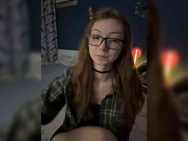 ShyAlya webcam