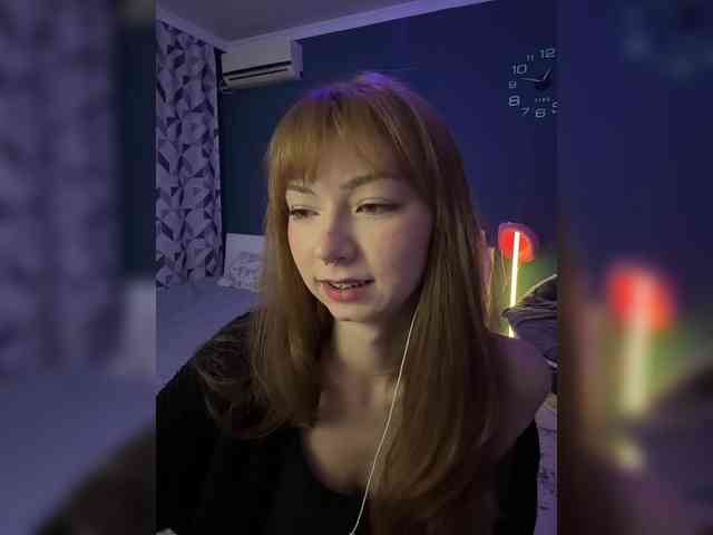ShyAlya webcam