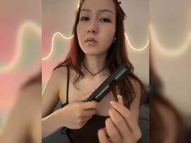 ShyAlya webcam