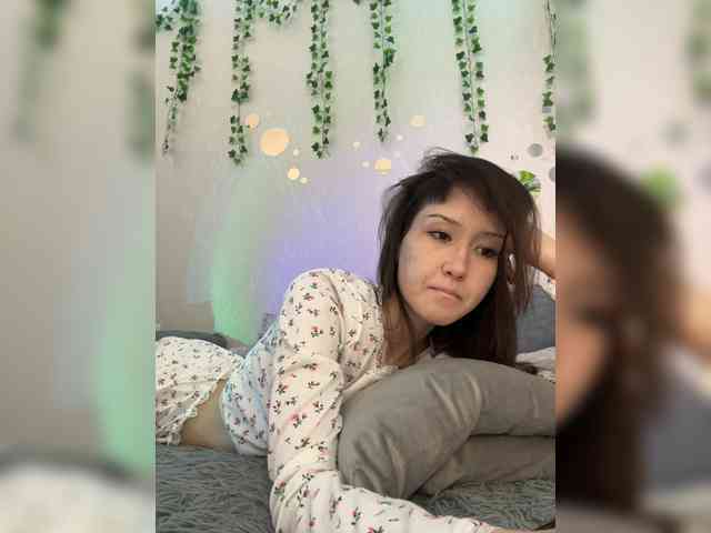 ShyAlya webcam