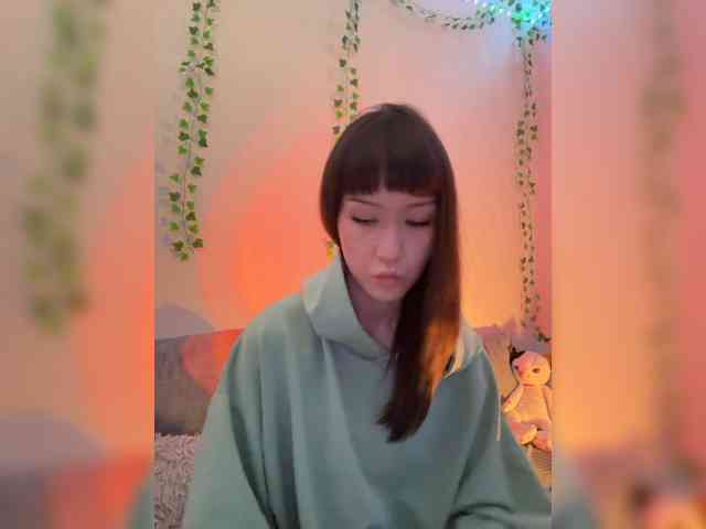 ShyAlya webcam