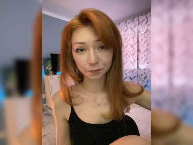 ShyAlya webcam