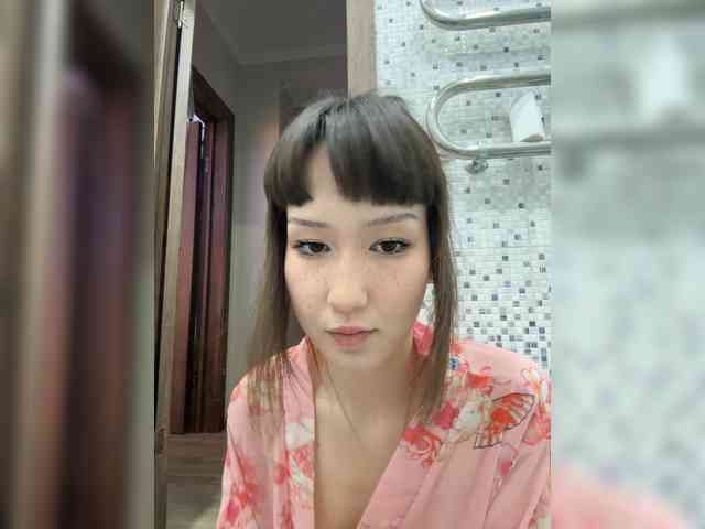 ShyAlya webcam