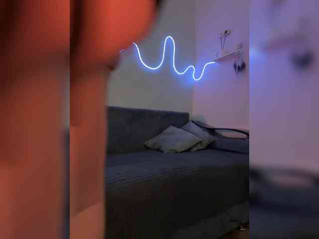 ShyAlya webcam