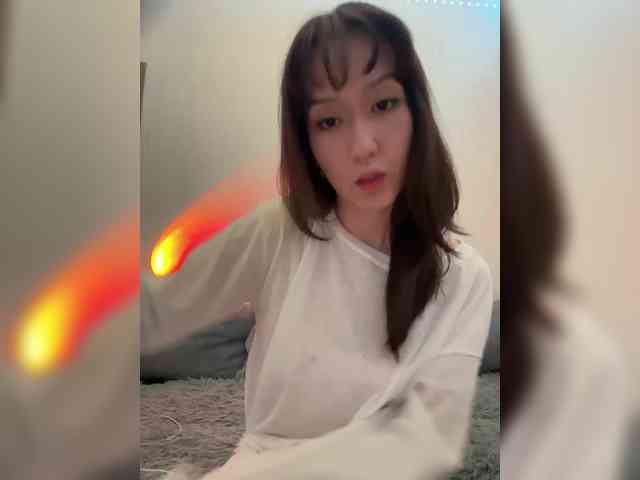 ShyAlya webcam