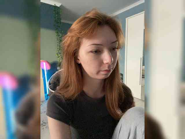 ShyAlya webcam