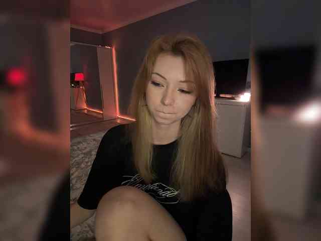ShyAlya webcam