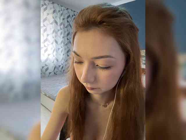 ShyAlya webcam