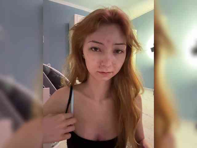 ShyAlya webcam