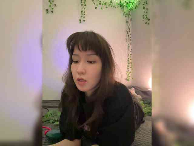 ShyAlya webcam