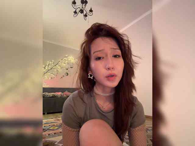 ShyAlya webcam