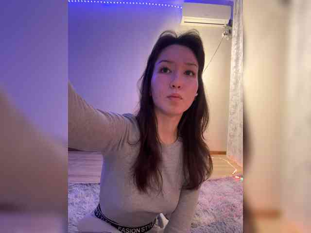 ShyAlya webcam
