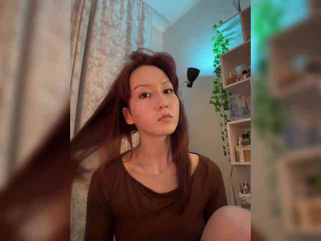 ShyAlya webcam