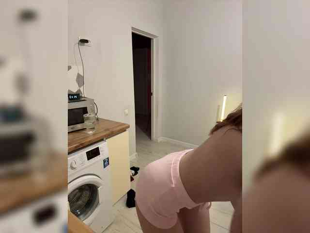 ShyAlya webcam