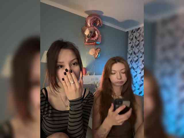 ShyAlya webcam