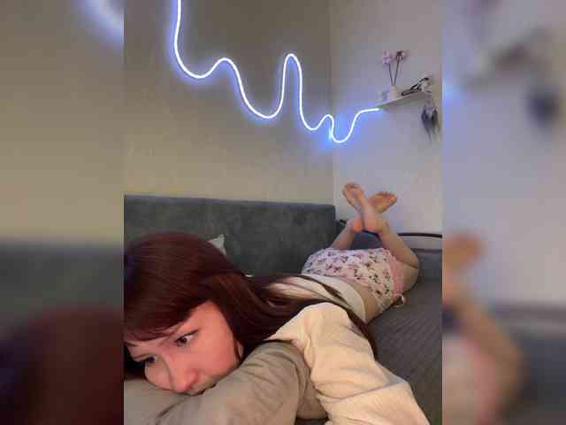 ShyAlya webcam