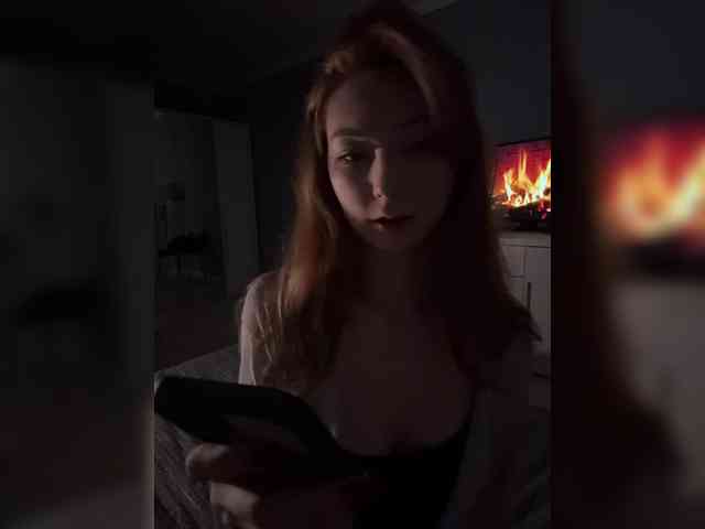 ShyAlya webcam