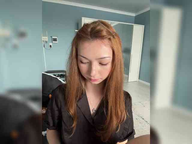 ShyAlya webcam
