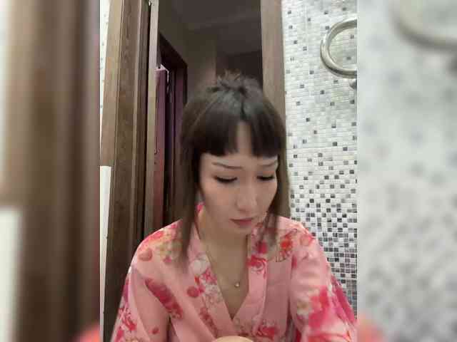 ShyAlya webcam