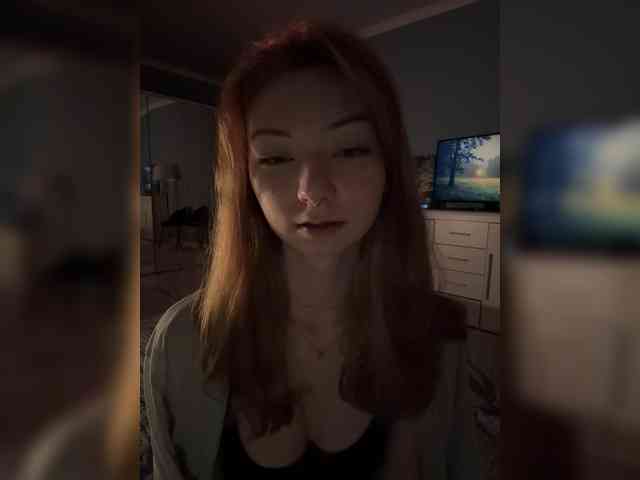 ShyAlya webcam