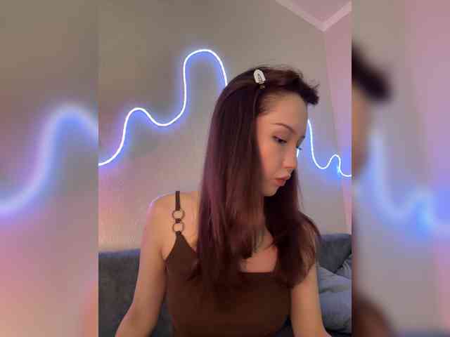 ShyAlya webcam