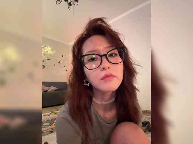 ShyAlya webcam