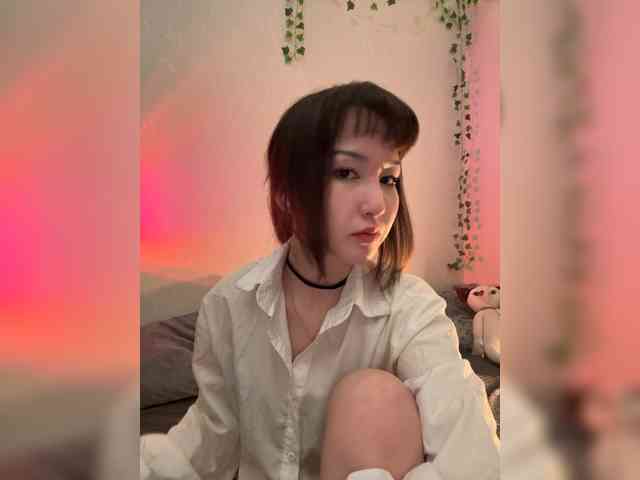 ShyAlya webcam