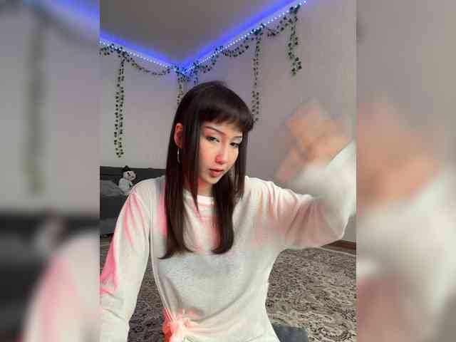 ShyAlya webcam