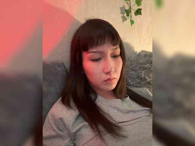 ShyAlya webcam