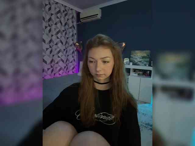 ShyAlya webcam