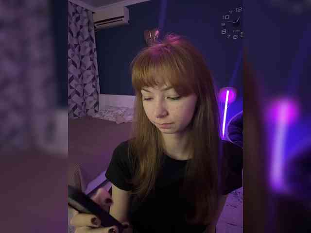 ShyAlya webcam