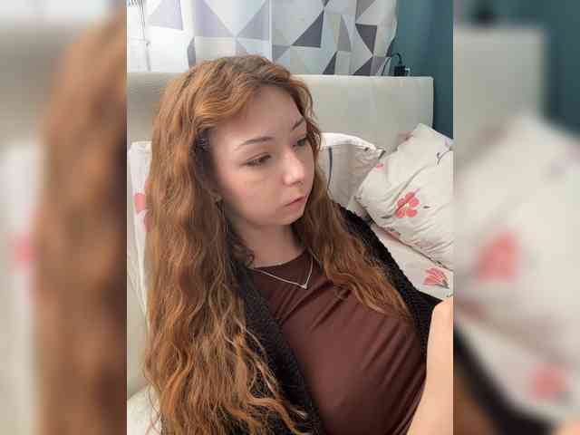 ShyAlya webcam