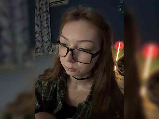 ShyAlya webcam