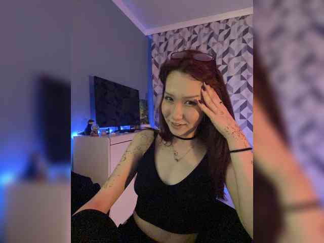 ShyAlya webcam