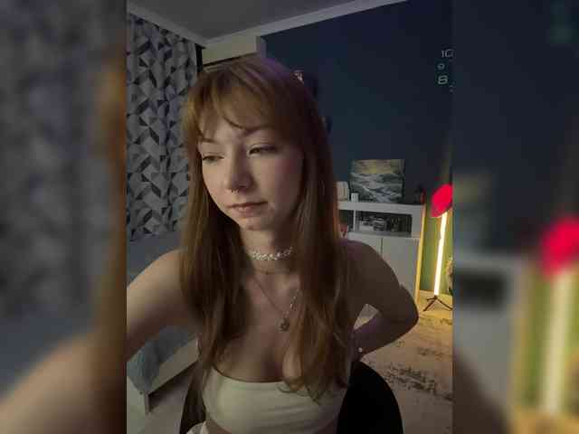 ShyAlya webcam
