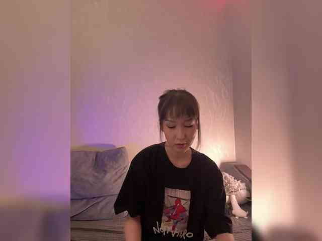 ShyAlya webcam