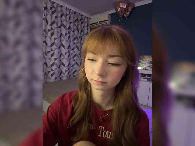 ShyAlya webcam