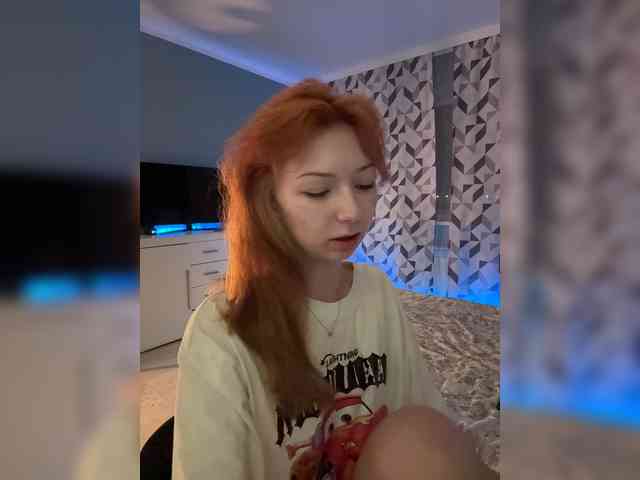 ShyAlya webcam