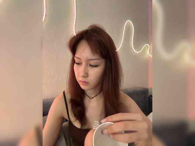 ShyAlya webcam