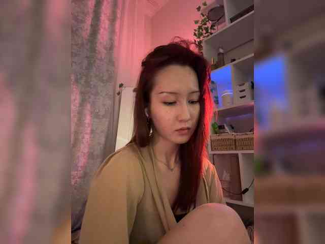 ShyAlya webcam