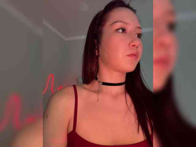 ShyAlya webcam