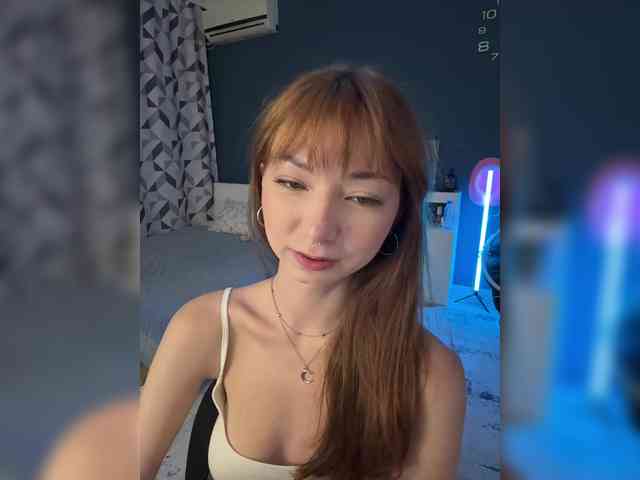 ShyAlya webcam