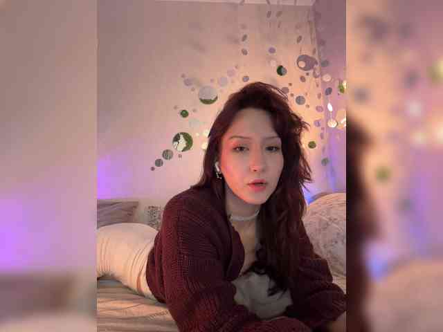 ShyAlya webcam