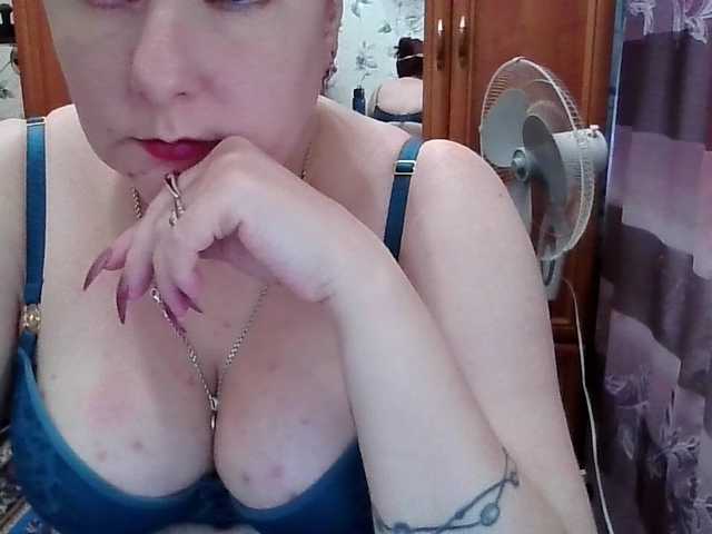 SophieNightAh live cam preview