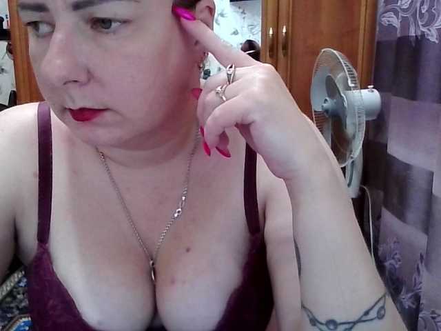 SophieNightAh live webcam show
