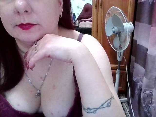 SophieNightAh live cam preview