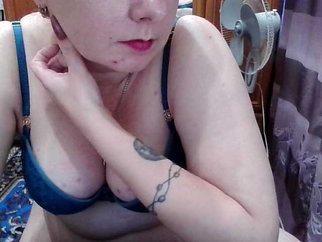 SophieNightAh live cam on BongaCams