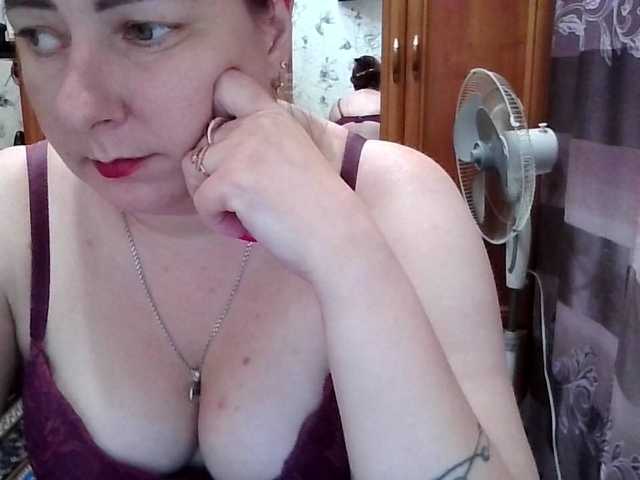 SophieNightAh live webcam show