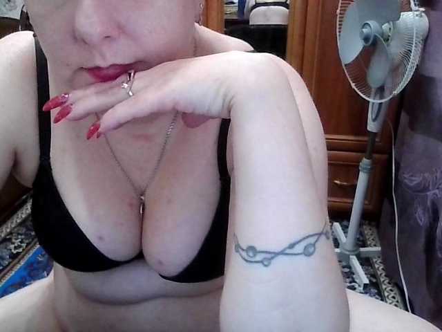 SophieNightAh live cam on BongaCams