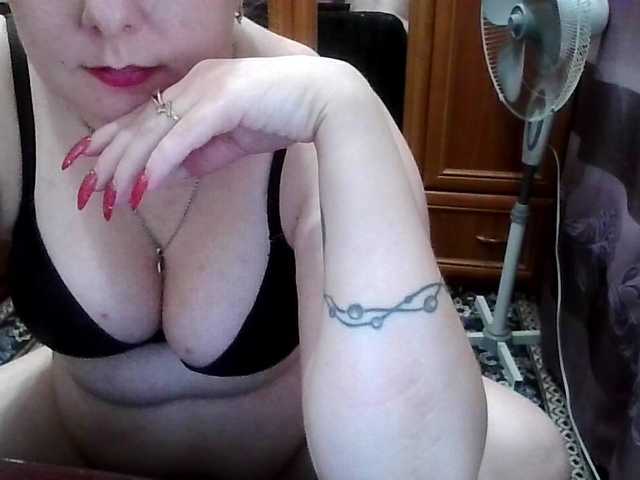 SophieNightAh live cam on BongaCams